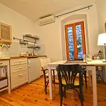 Leko Old Town Apartment